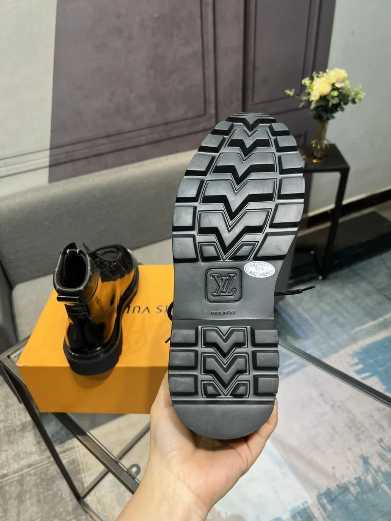 StreetReady Louis Vuitton Boots 30883