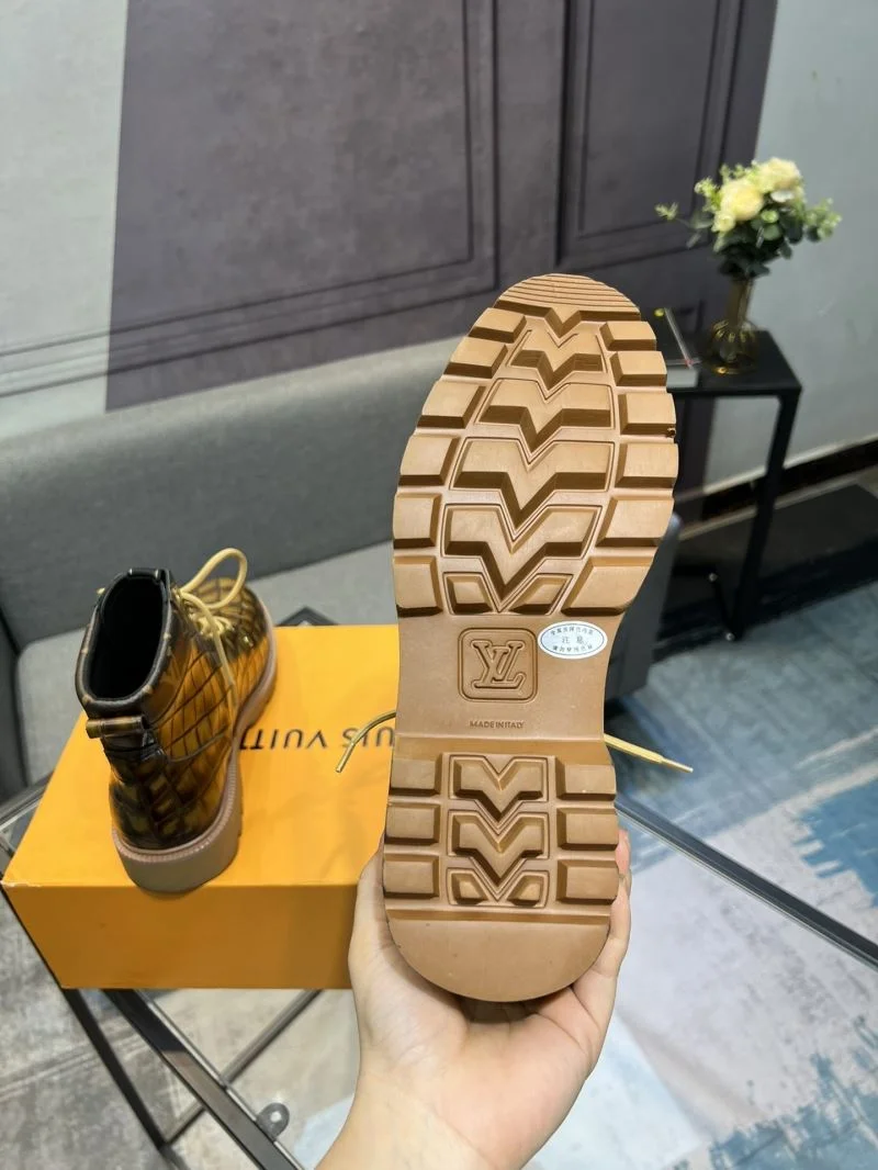 Bright Louis Vuitton Boots 30876