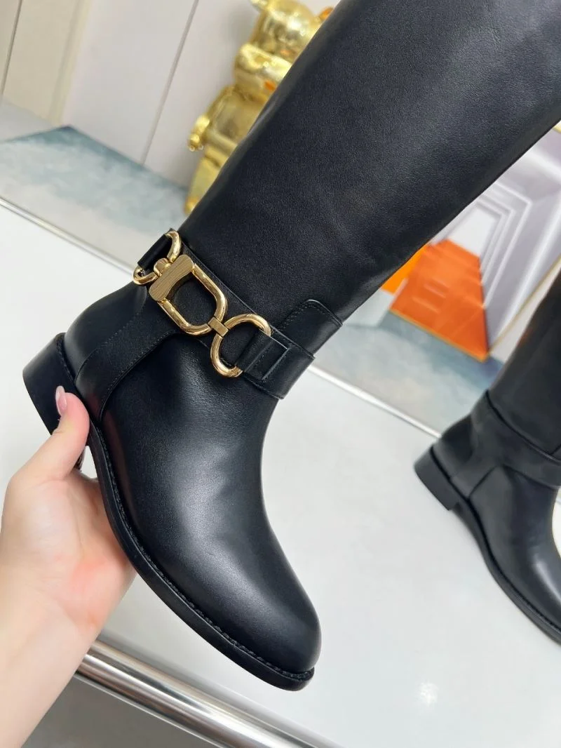 Stylish Louis Vuitton Boots 32431