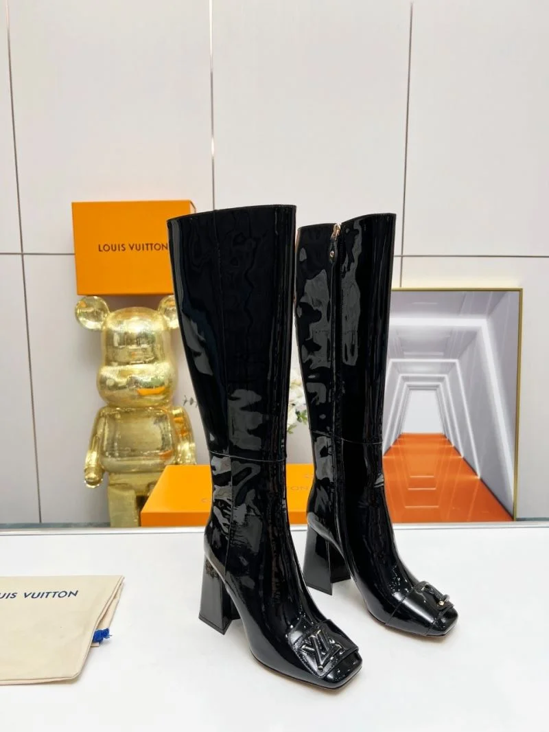 EyeCatching Louis Vuitton Boots 32433