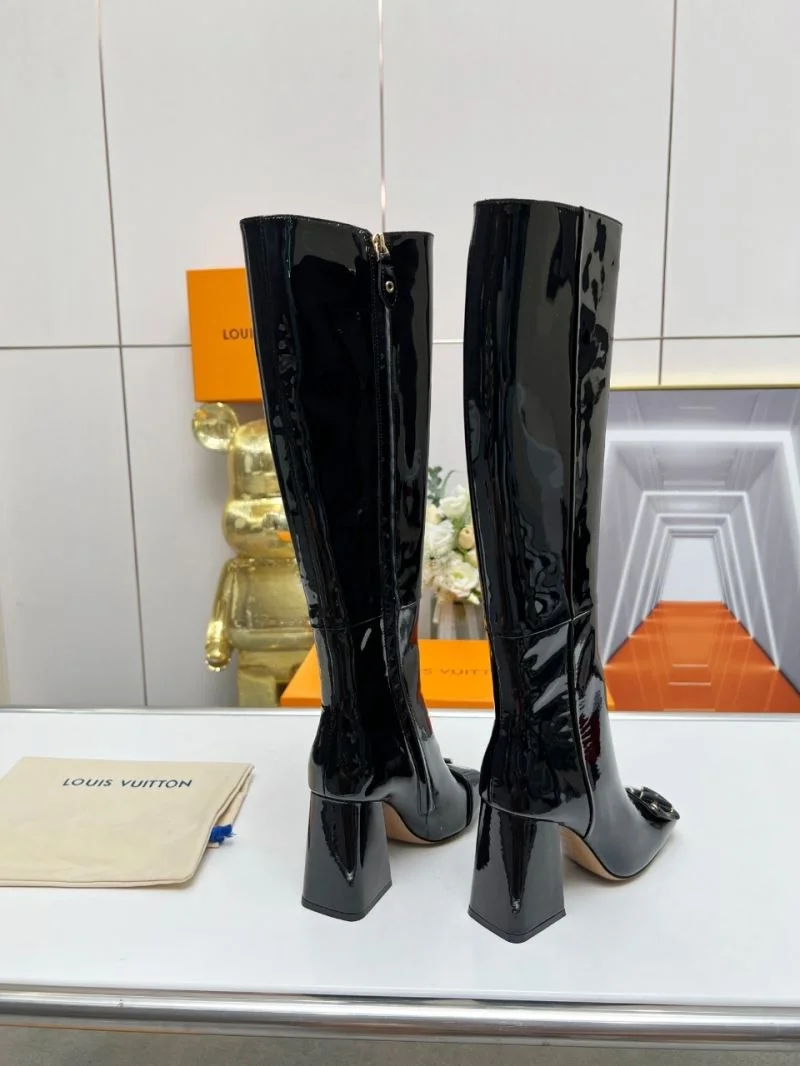 EyeCatching Louis Vuitton Boots 32433