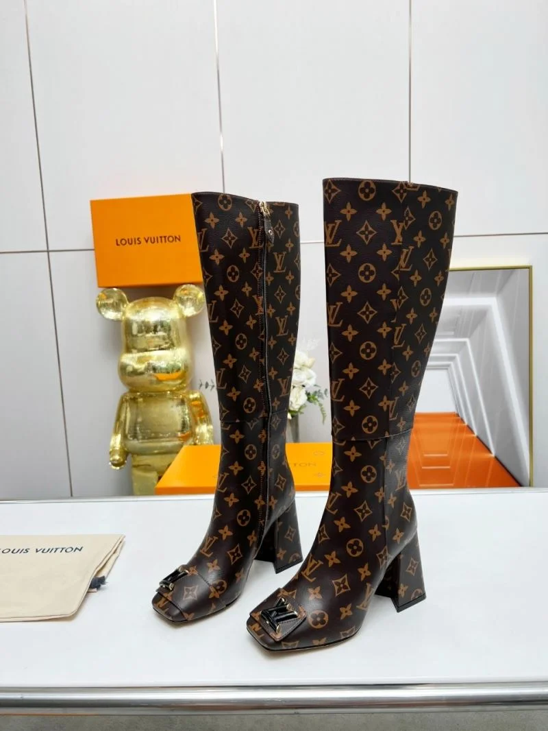 Packable Louis Vuitton Boots 32439