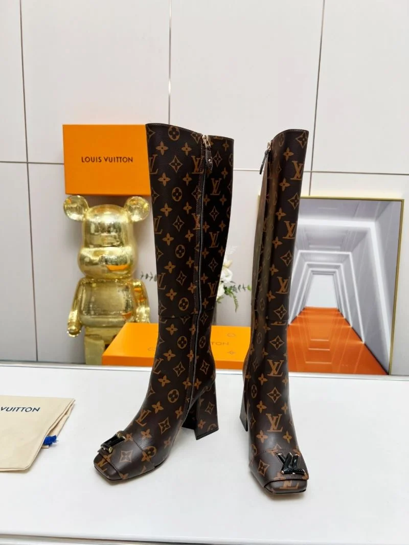 Packable Louis Vuitton Boots 32439