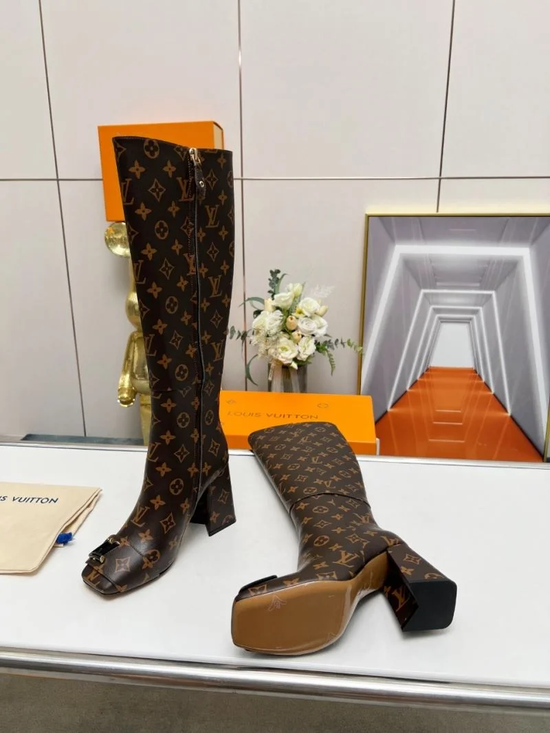 Packable Louis Vuitton Boots 32439