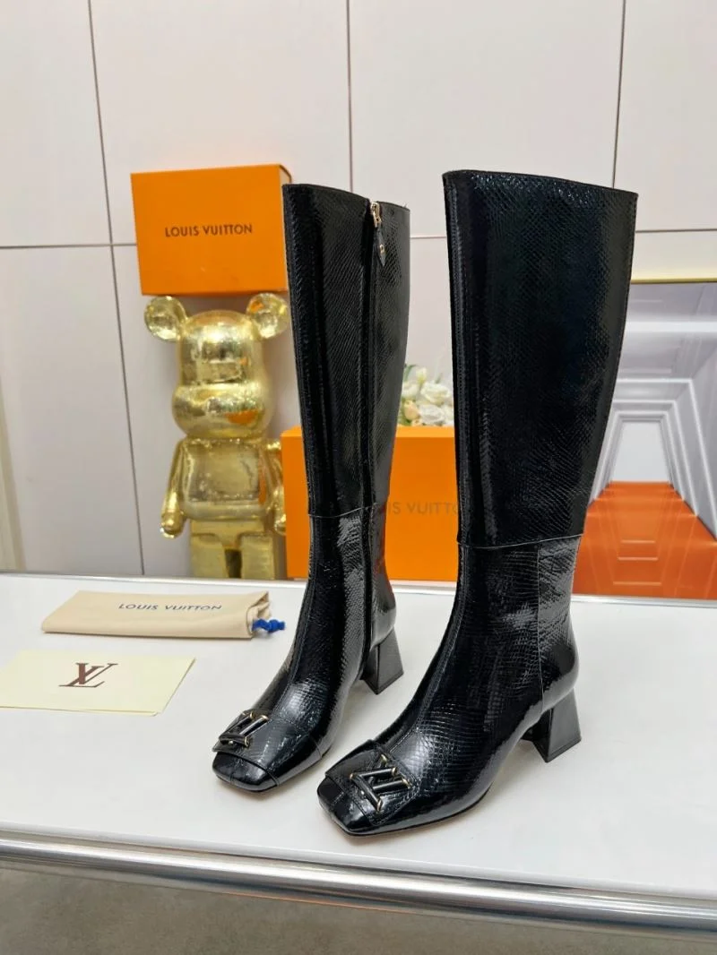 Louis Vuitton Boots FashionForward 32434