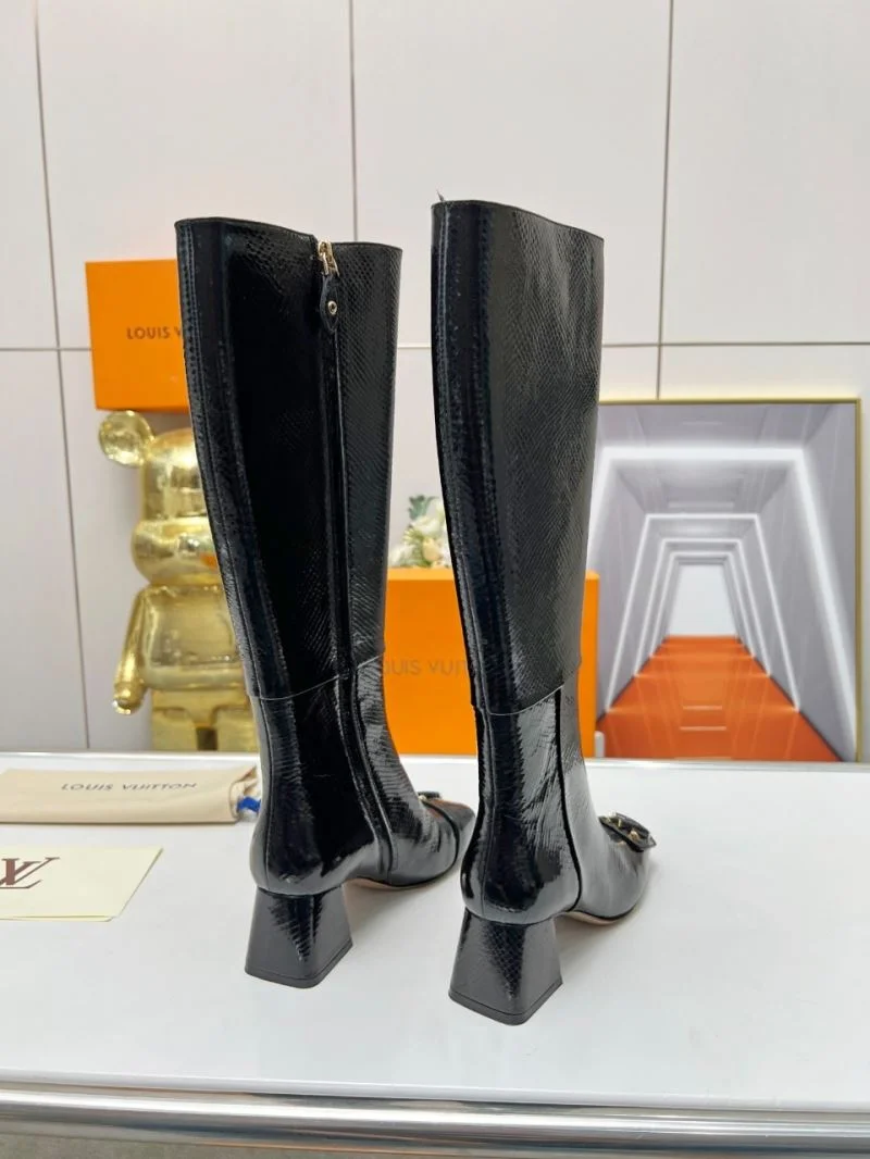 Louis Vuitton Boots FashionForward 32434