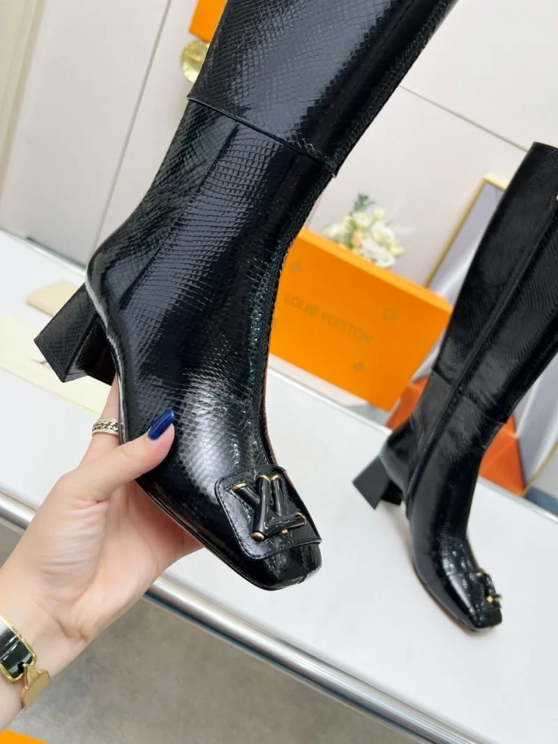 Louis Vuitton Boots FashionForward 32434