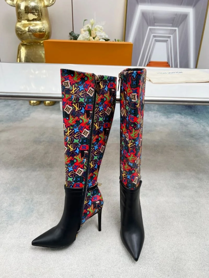 Louis Vuitton Boots Casual 32444