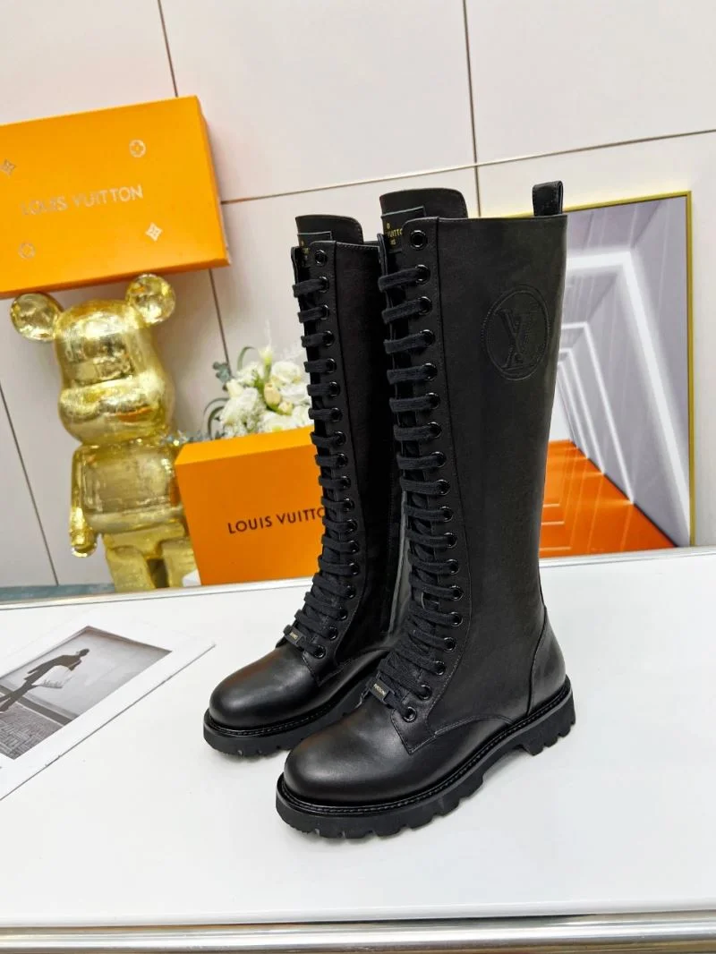 Louis Vuitton Boots Sleek 32441
