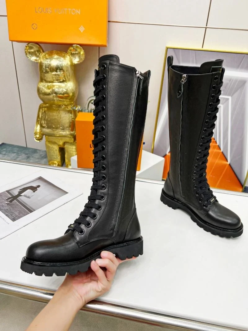 Louis Vuitton Boots Sleek 32441