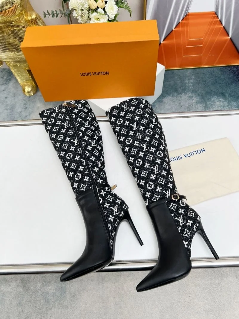 Sleek Louis Vuitton Boots 32420