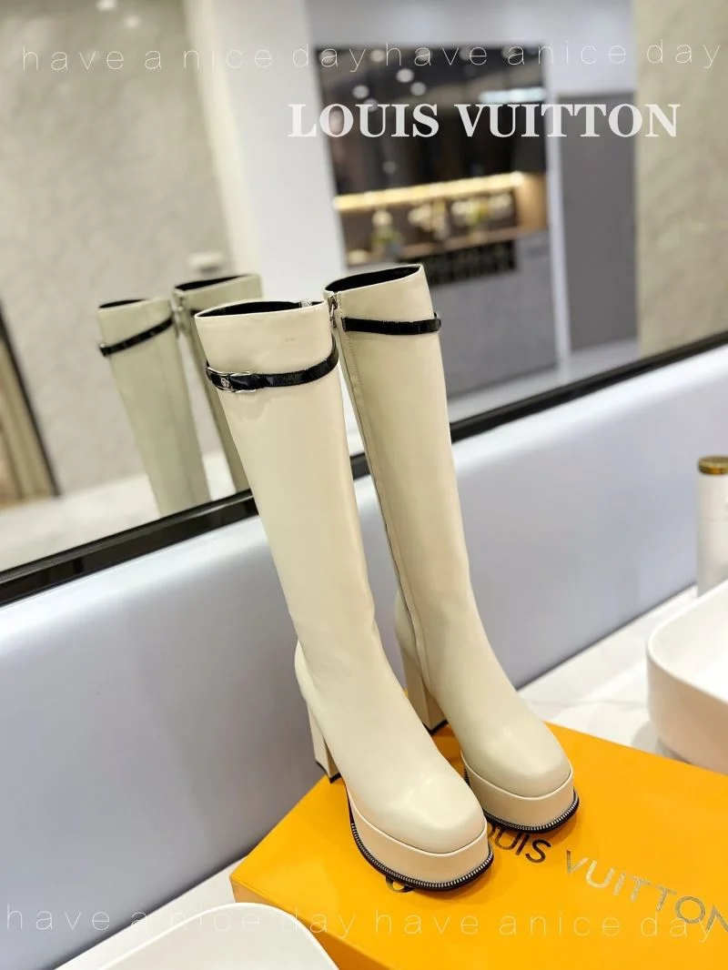 Louis Vuitton Boots FashionForward 32415