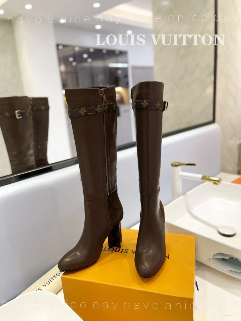 Casual Louis Vuitton Boots 32416