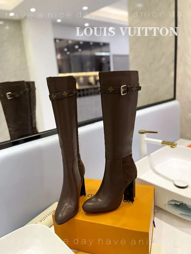 Casual Louis Vuitton Boots 32416