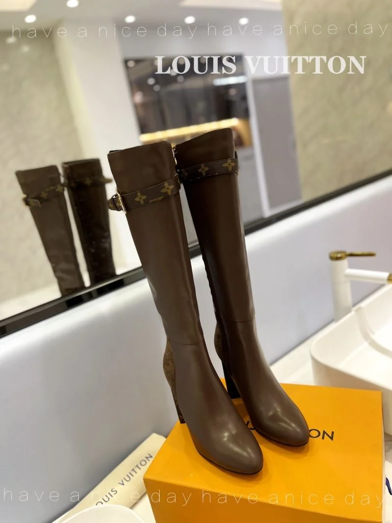 Casual Louis Vuitton Boots 32416