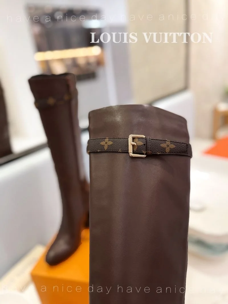 Casual Louis Vuitton Boots 32416