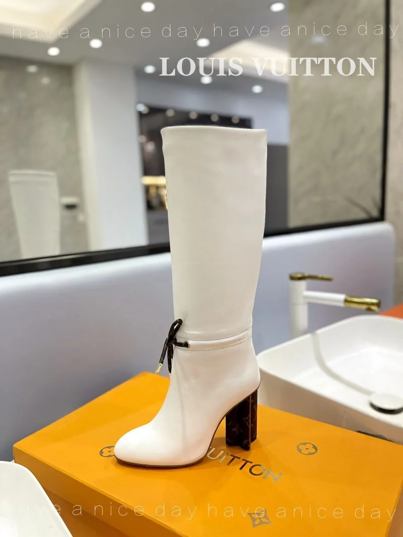 Effortless Louis Vuitton Boots 32414