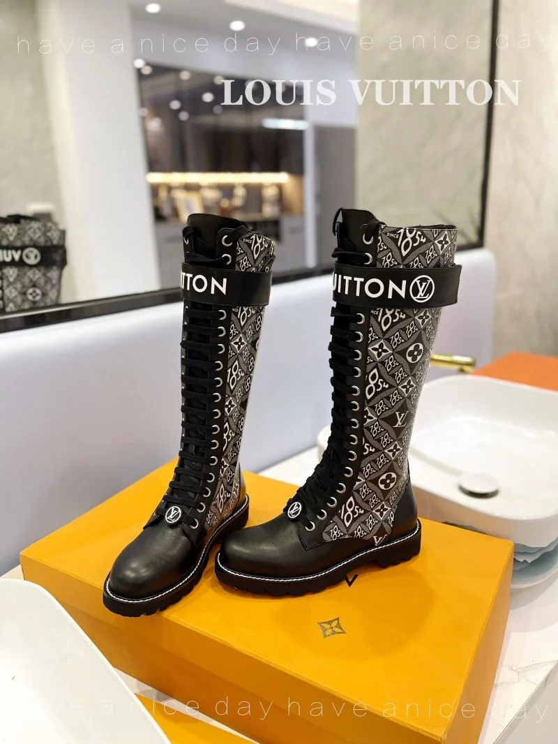 Louis Vuitton Boots ZipUp 32411
