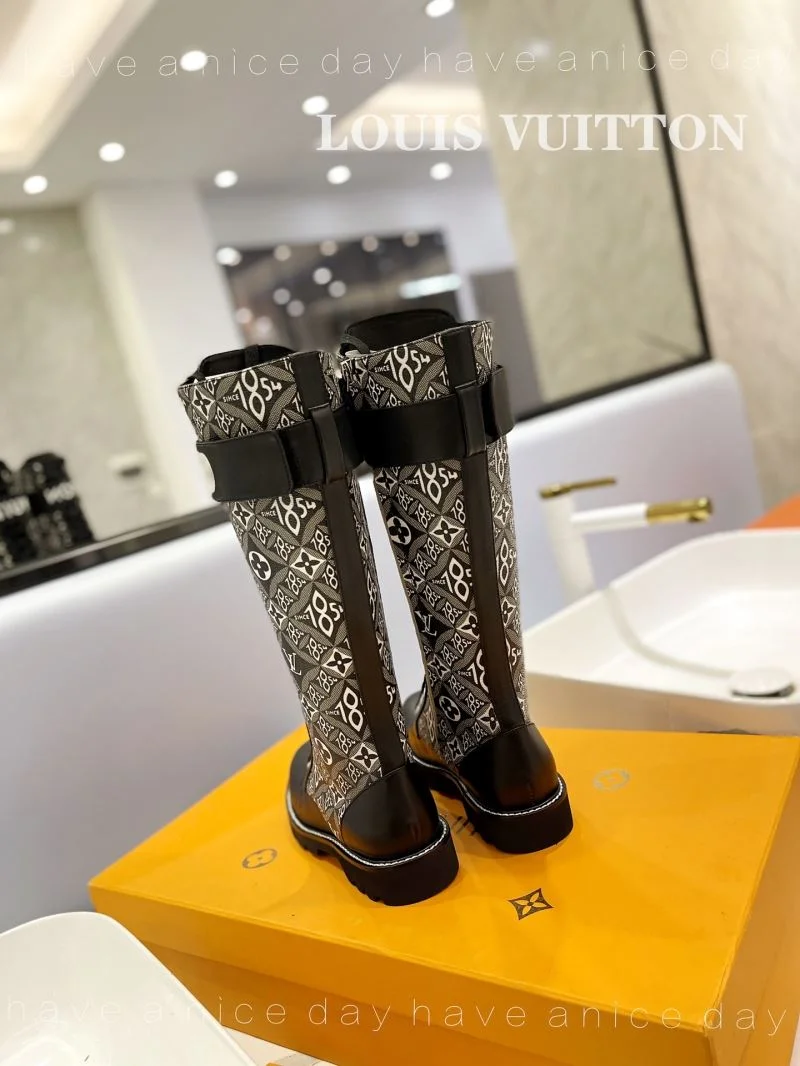 Louis Vuitton Boots ZipUp 32411