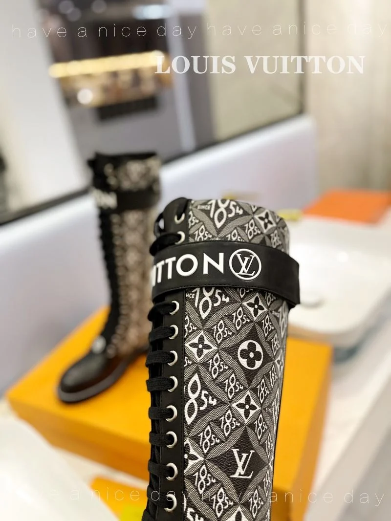 Louis Vuitton Boots ZipUp 32411