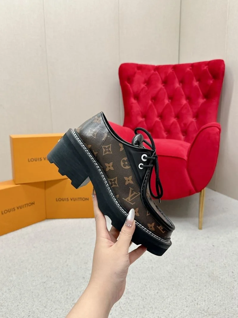 Louis Vuitton Boots Durable 33343