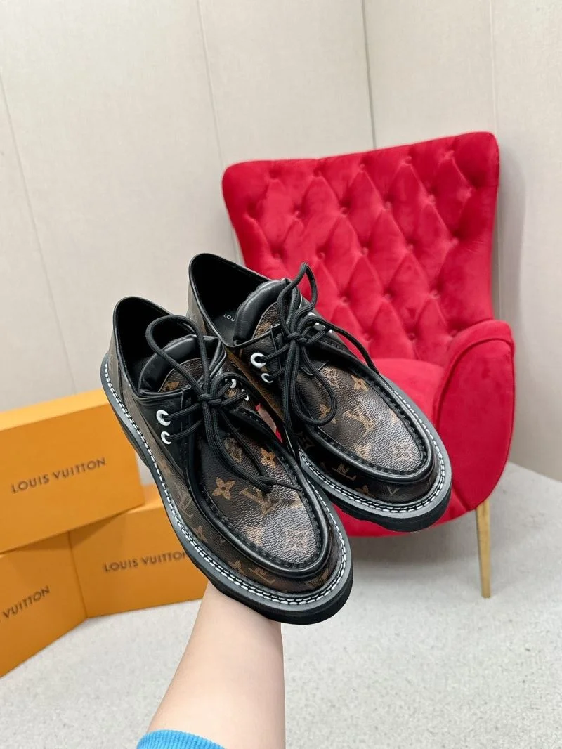 Louis Vuitton Boots Durable 33343