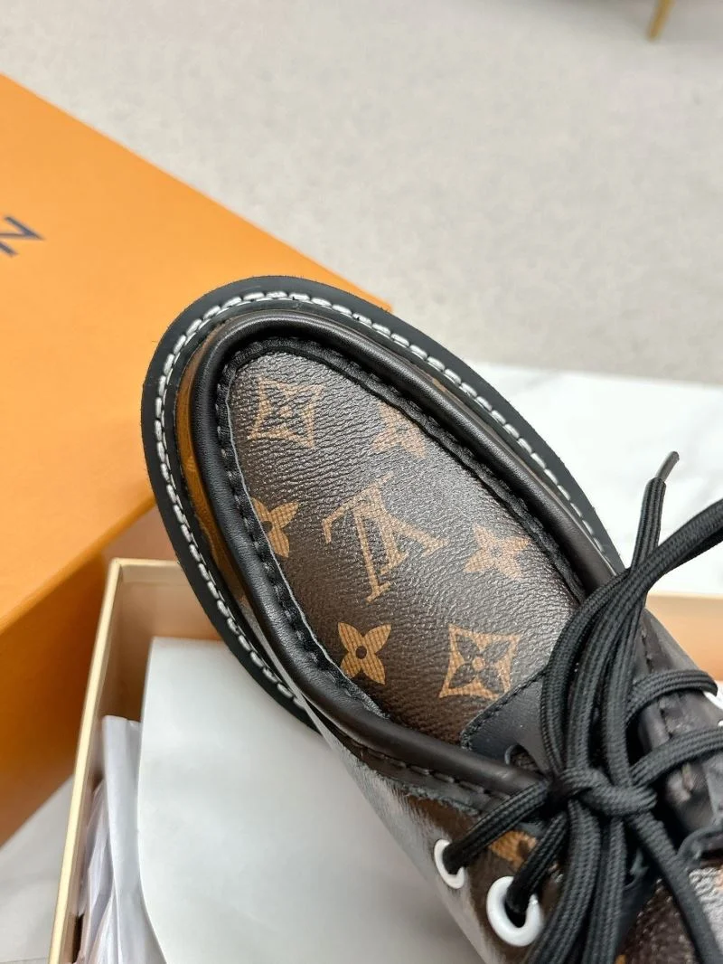 Louis Vuitton Boots Durable 33343
