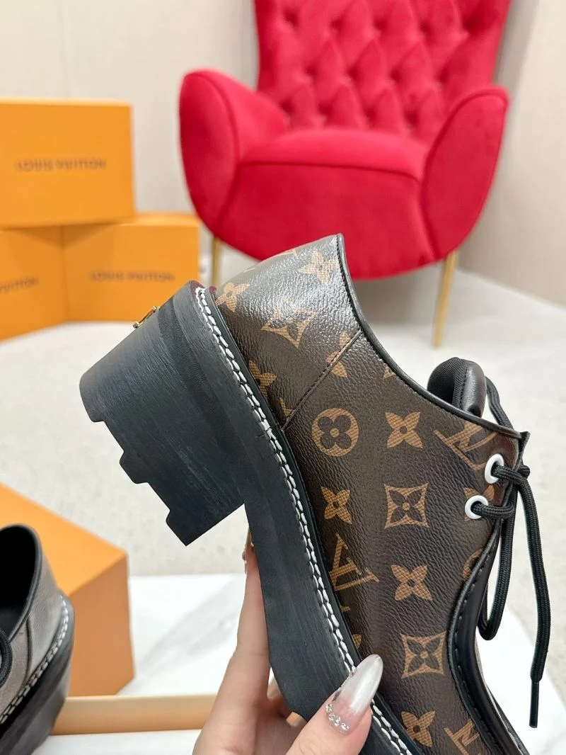 Louis Vuitton Boots Durable 33343