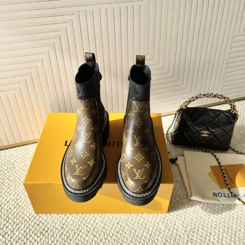 Louis Vuitton Boots Functional 33351
