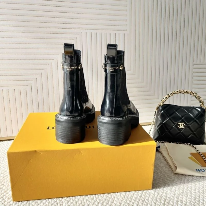 Soft Louis Vuitton Boots 33336