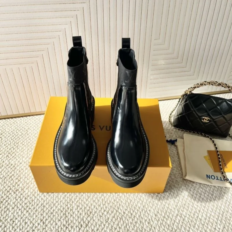 Soft Louis Vuitton Boots 33336