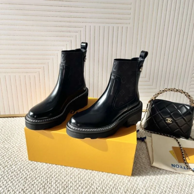 Soft Louis Vuitton Boots 33336