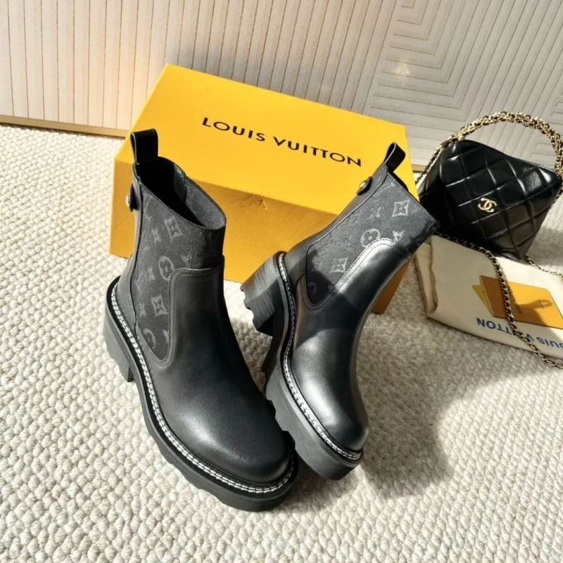 SunProtective Louis Vuitton Boots 33333