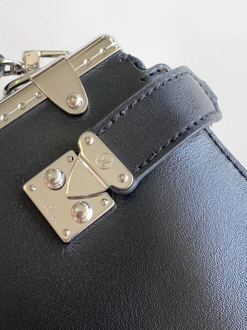 Thermal Louis Vuitton Box Bags 43400