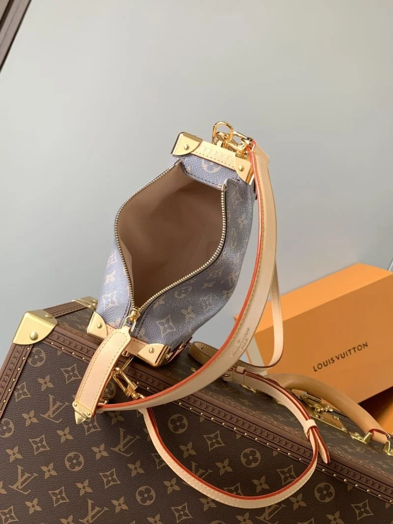 UrbanChic Louis Vuitton Box Bags 43398