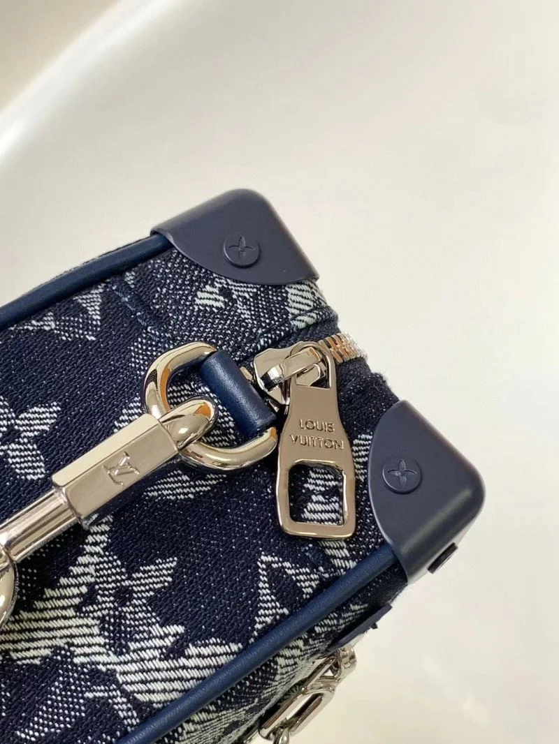 Bold Louis Vuitton Box Bags 43065