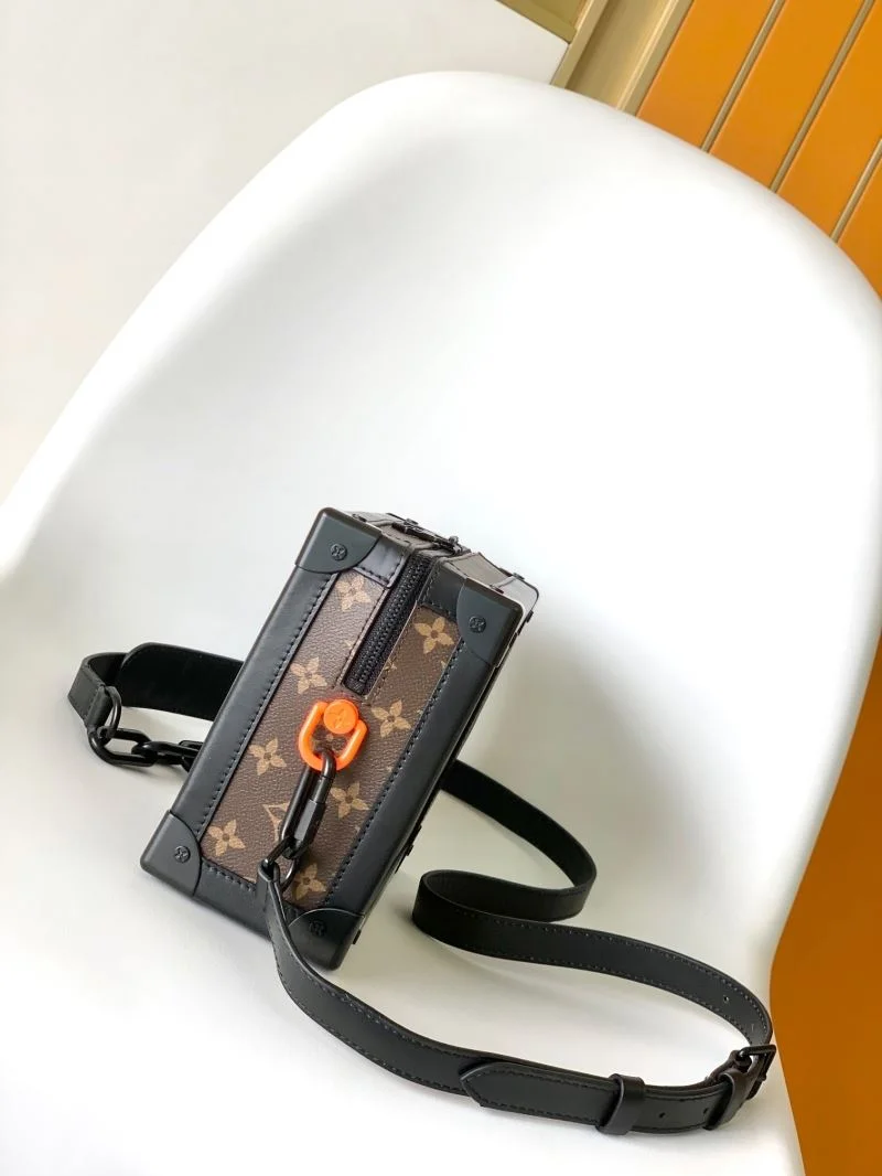 MoistureWicking Louis Vuitton Box Bags 43050
