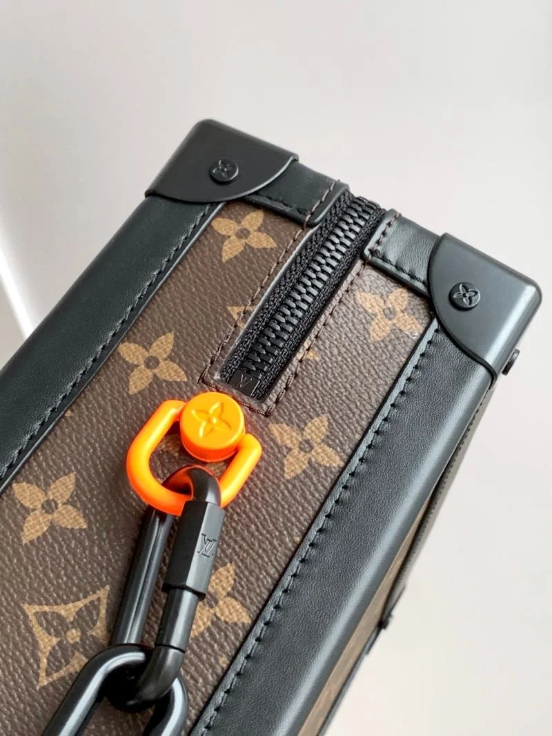 MoistureWicking Louis Vuitton Box Bags 43050
