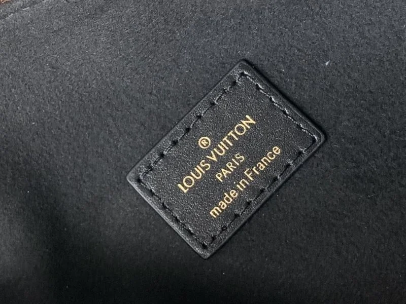 WrinkleFree Louis Vuitton Box Bags 41997