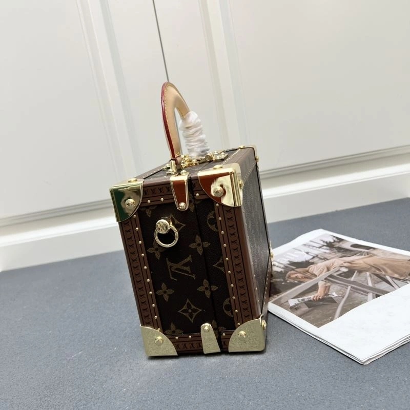 Stretchable Louis Vuitton Box Bags 83594