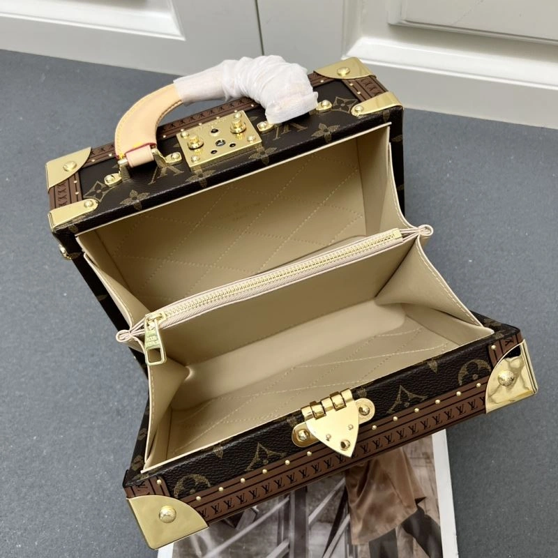 Stretchable Louis Vuitton Box Bags 83594