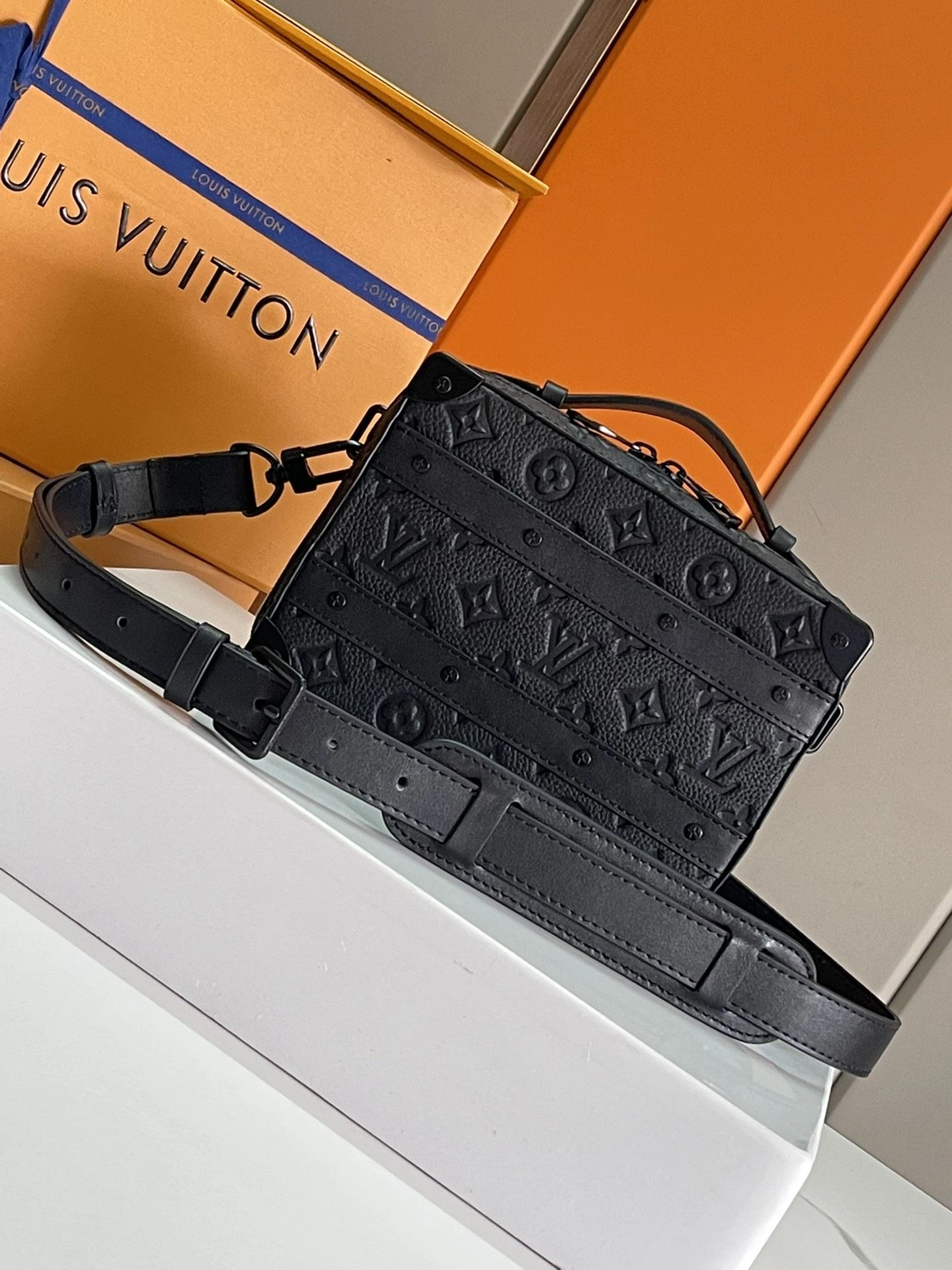 Louis Vuitton Box Bags Bright 91826