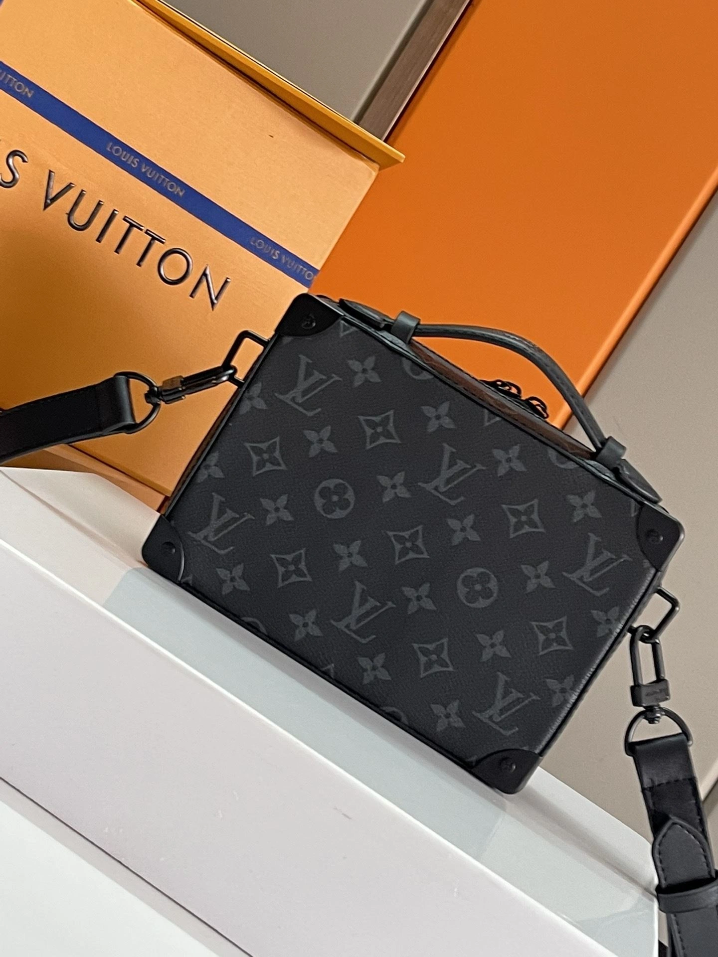 Bright Louis Vuitton Box Bags 91824