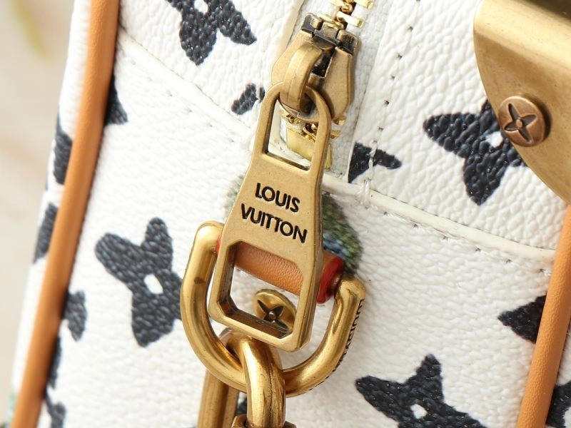 Louis Vuitton Box Bags Sleek 88653