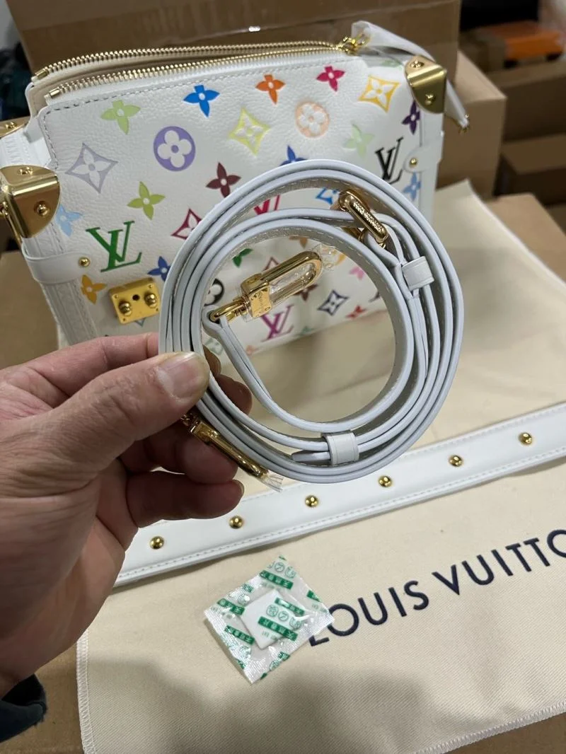 WaterResistant Louis Vuitton Box Bags 41467