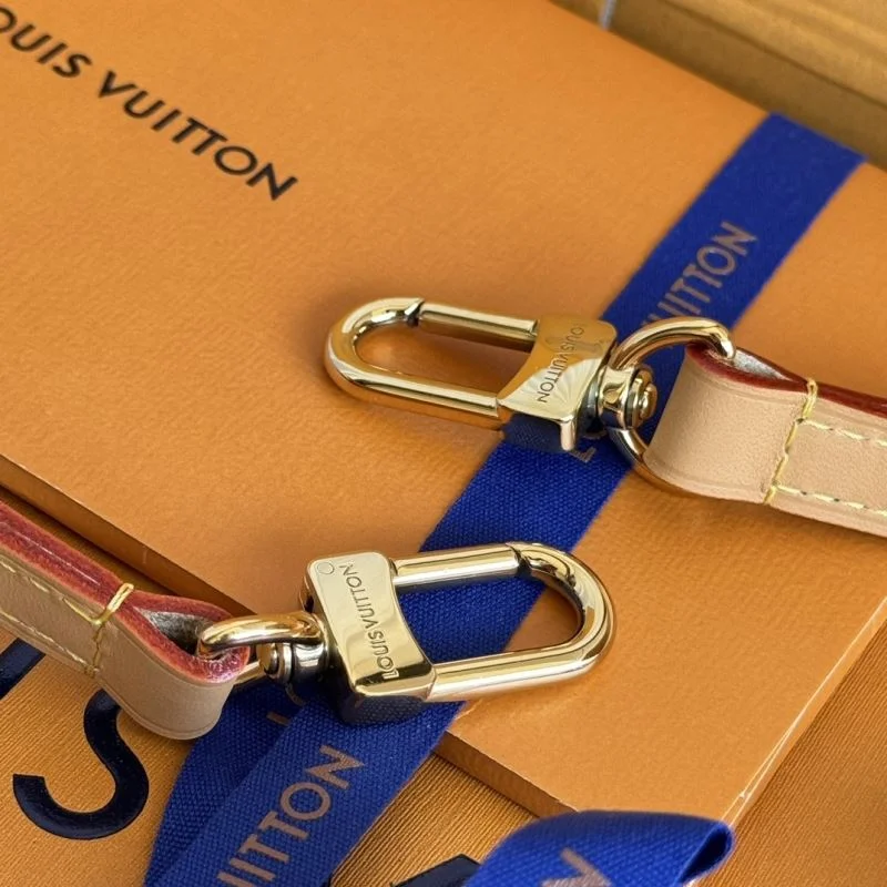 ZipUp Louis Vuitton Box Bags 49304