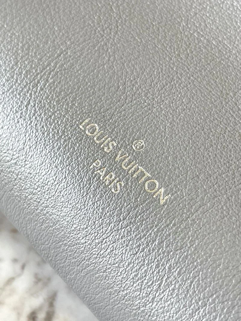 Louis Vuitton Box Bags ZipUp 40140