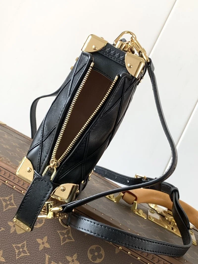 SmoothTexture Louis Vuitton Box Bags 39275
