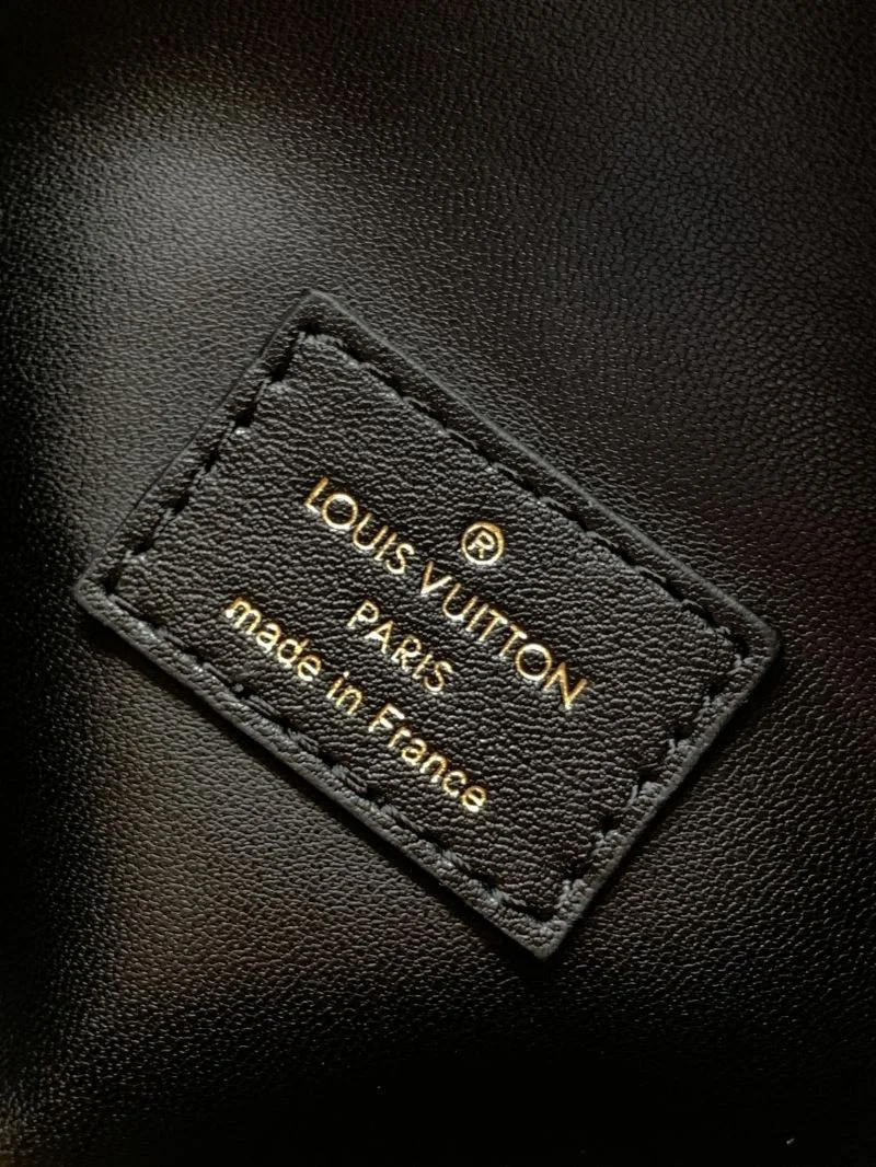 Louis Vuitton Box Bags Resilient 39274