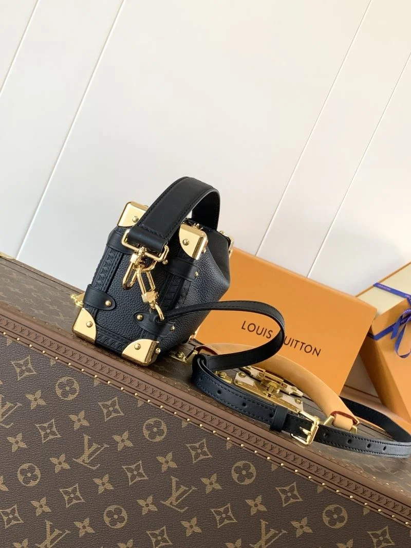 ModernLook Louis Vuitton Box Bags 38935
